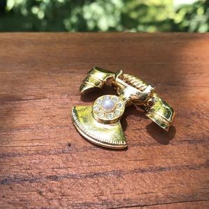 🌻3/25🌻 VTG Gold Pearl Rhinestone Phone Brooch